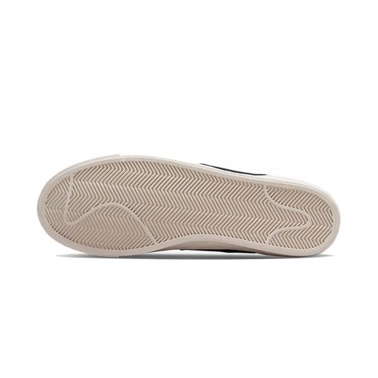 Blazer Low `77 Jumbo White/Black/Sail Blanc/Voile/Noir