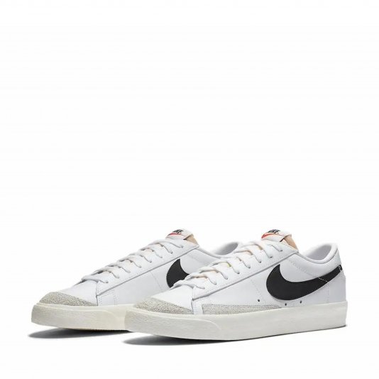 Blazer Low `77 Vintage White/Black/Sail
