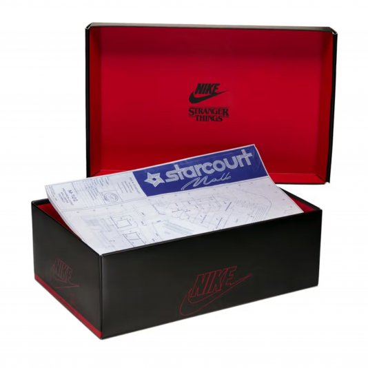 Blazer MID QS X Stranger Things Sail/Sail/Deep Royal Blue