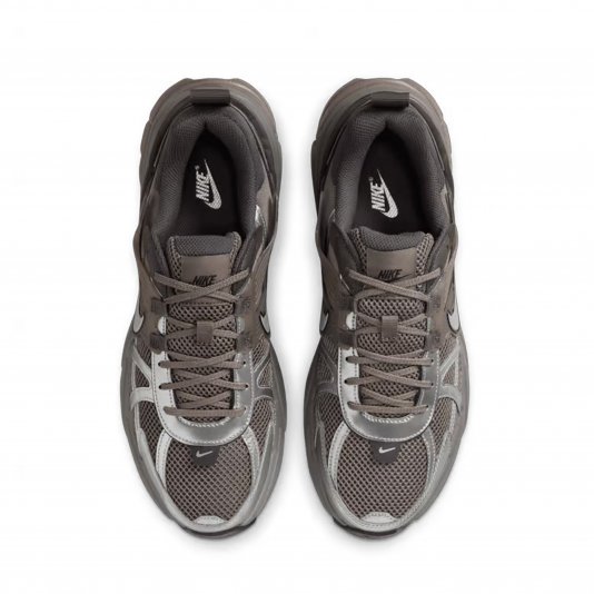 V2K Run Cave Stone/Metallic Silver/Flat Pewter/Med Ash/Black