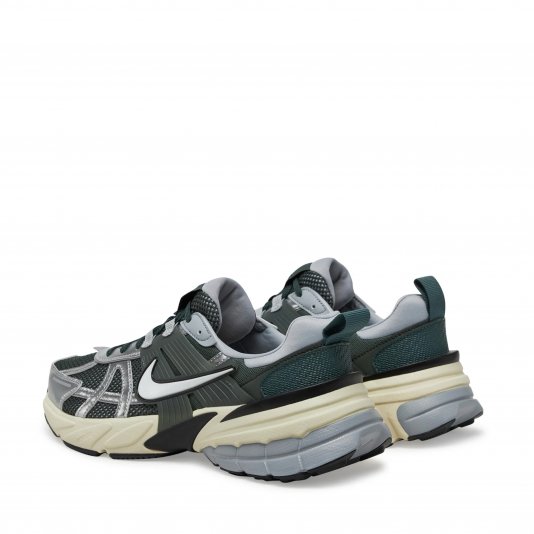 V2K Run Vintage Green/Mineral Spruce/Wolf Grey