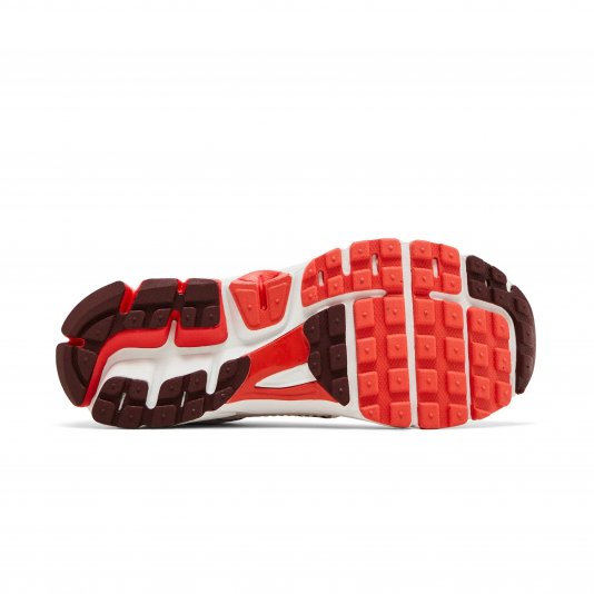 Zoom Vomero 5 Summit White/Light Crimson/Pink Foam/Dark Team Red/Fire Red