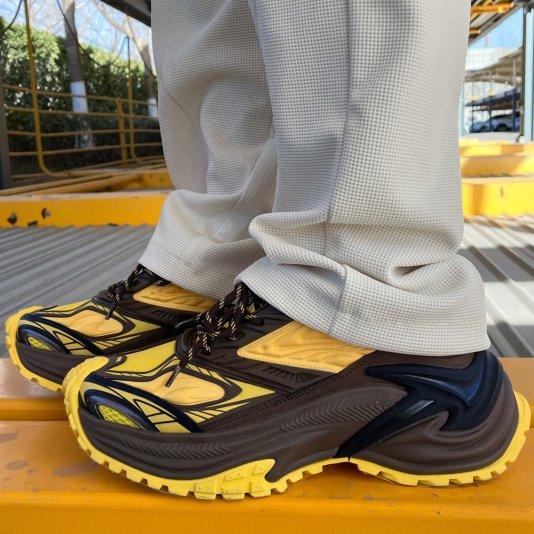 Sidewinder Yellow/Brown