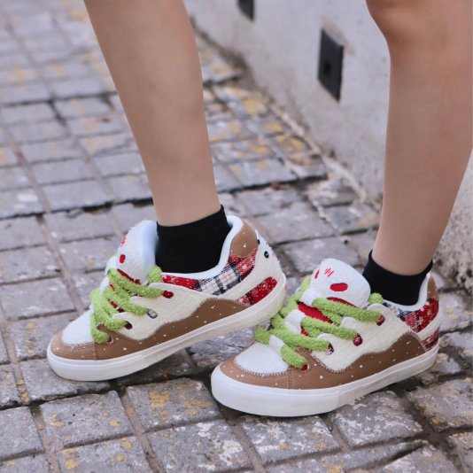 Bake Gingerbread Man Fluffy Creamy White/Beige/Brown