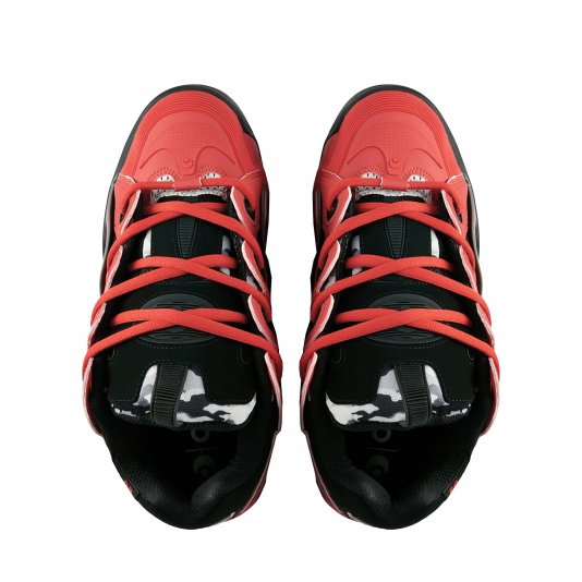 D3 2001 Red/Black/Grey