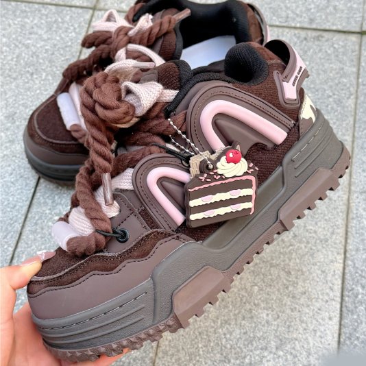 Rope Puff Black Forest Brown Cake Powder