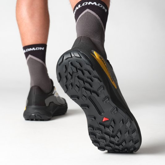 Genesis M Black/White/Lemon