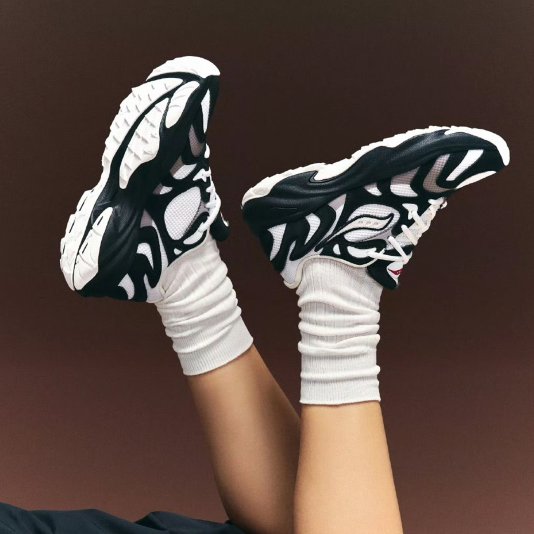 Azura RE CNY Black/White