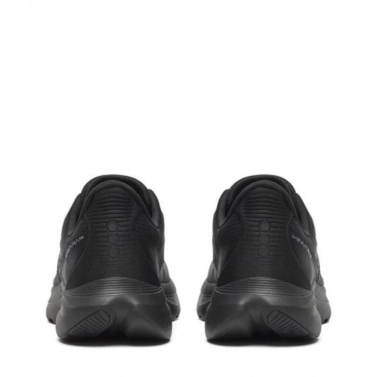 Kinvara Elite 16 M Triple Black