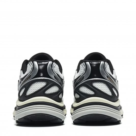 Kinvara 4 RE Black/White/Silvery