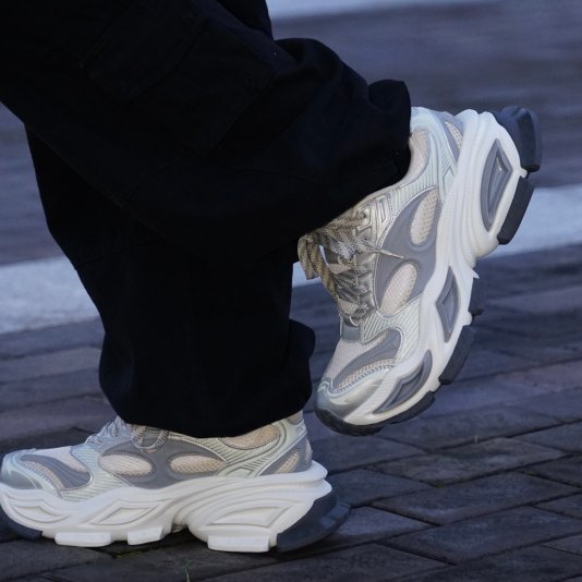 Mecha Daddy Glacier Gray