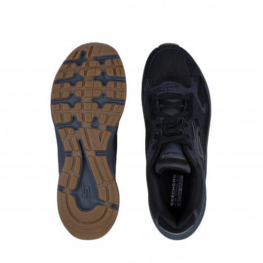 Go Run Consistent 2.0 Retro Runner V1 Black/Carbon