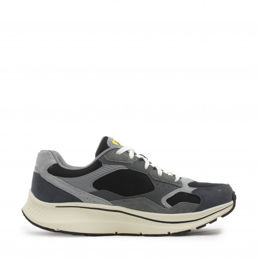 Go Run Consistent 2.0 Retro Runner V1 Charcoal/Black