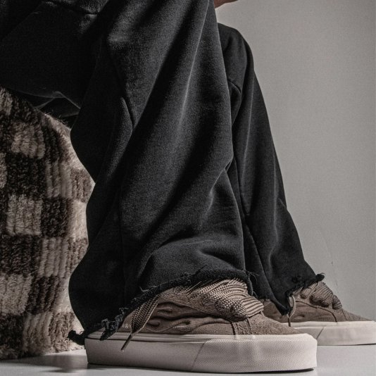 Logan Puff Taupe Bevel