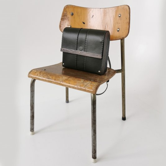 Півколо Олива