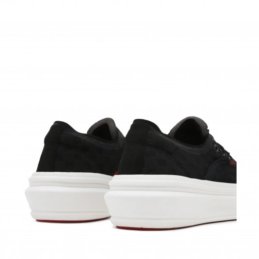 Authentic Overt CC Black/White