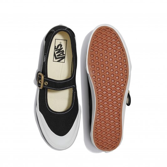 Mary Jane Black/True White