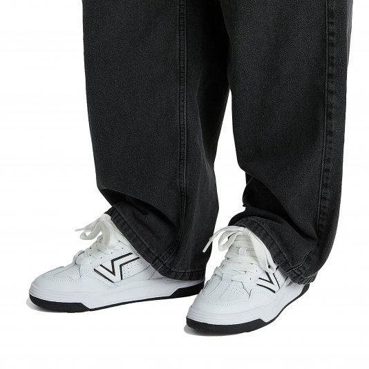 Upland White/Black