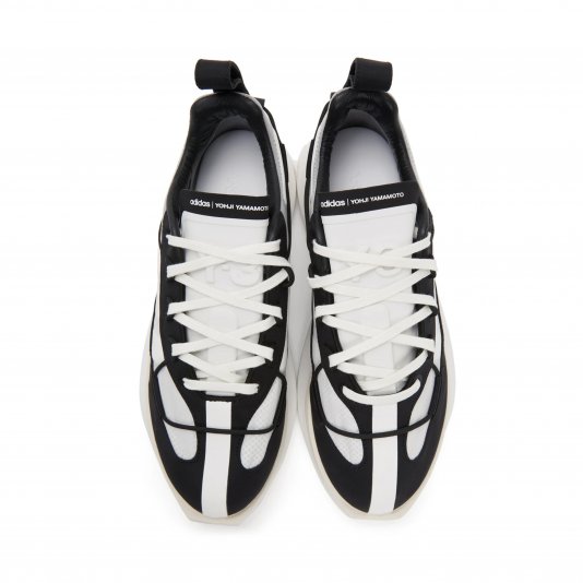 Shiku Run Black/Core White/Chalk White